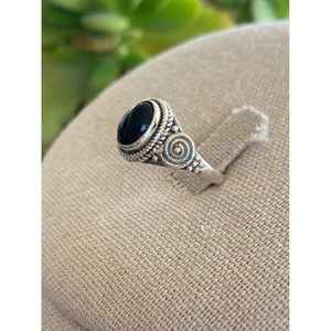 Sterling Silver 925 Oval Black Onyx Detailed Band Ring Sz 5.75